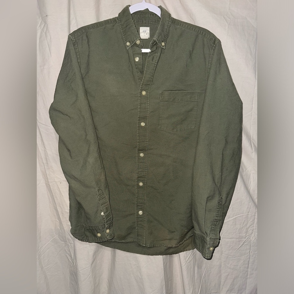 Green Button long sleeve shirt